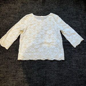 Gap Eyelet Top